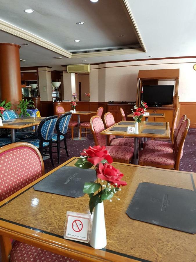Park Hotel Sukhumvit 7 Bangkok Bagian luar foto