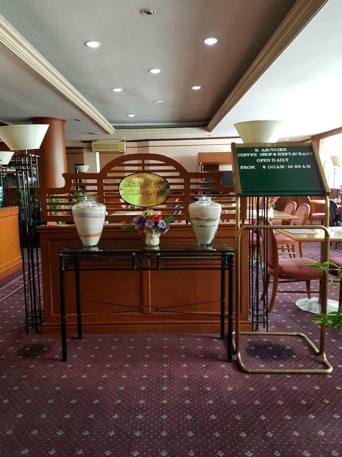 Park Hotel Sukhumvit 7 Bangkok Bagian luar foto