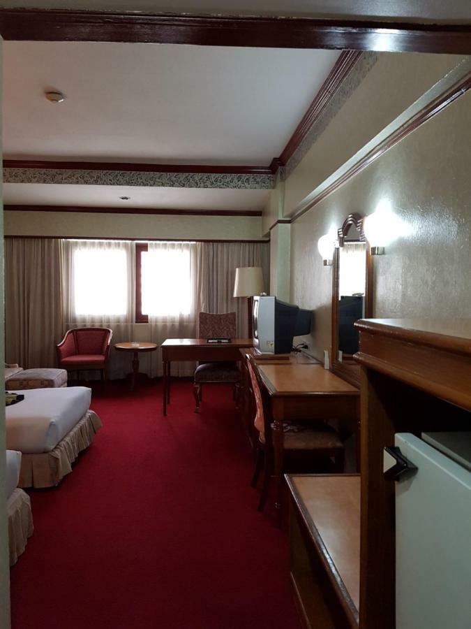 Park Hotel Sukhumvit 7 Bangkok Bagian luar foto